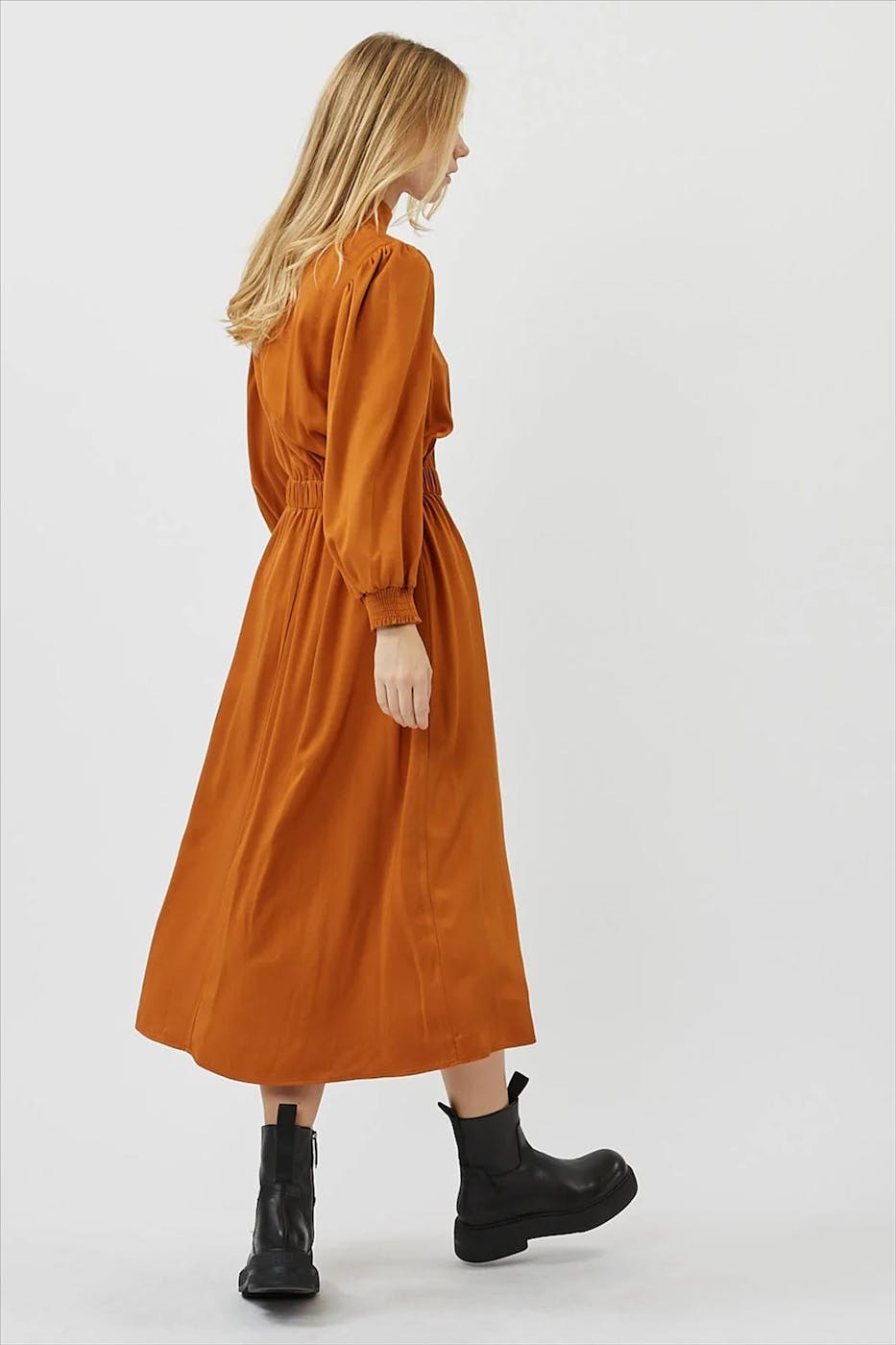 Minimum - Bruine Larada jurk