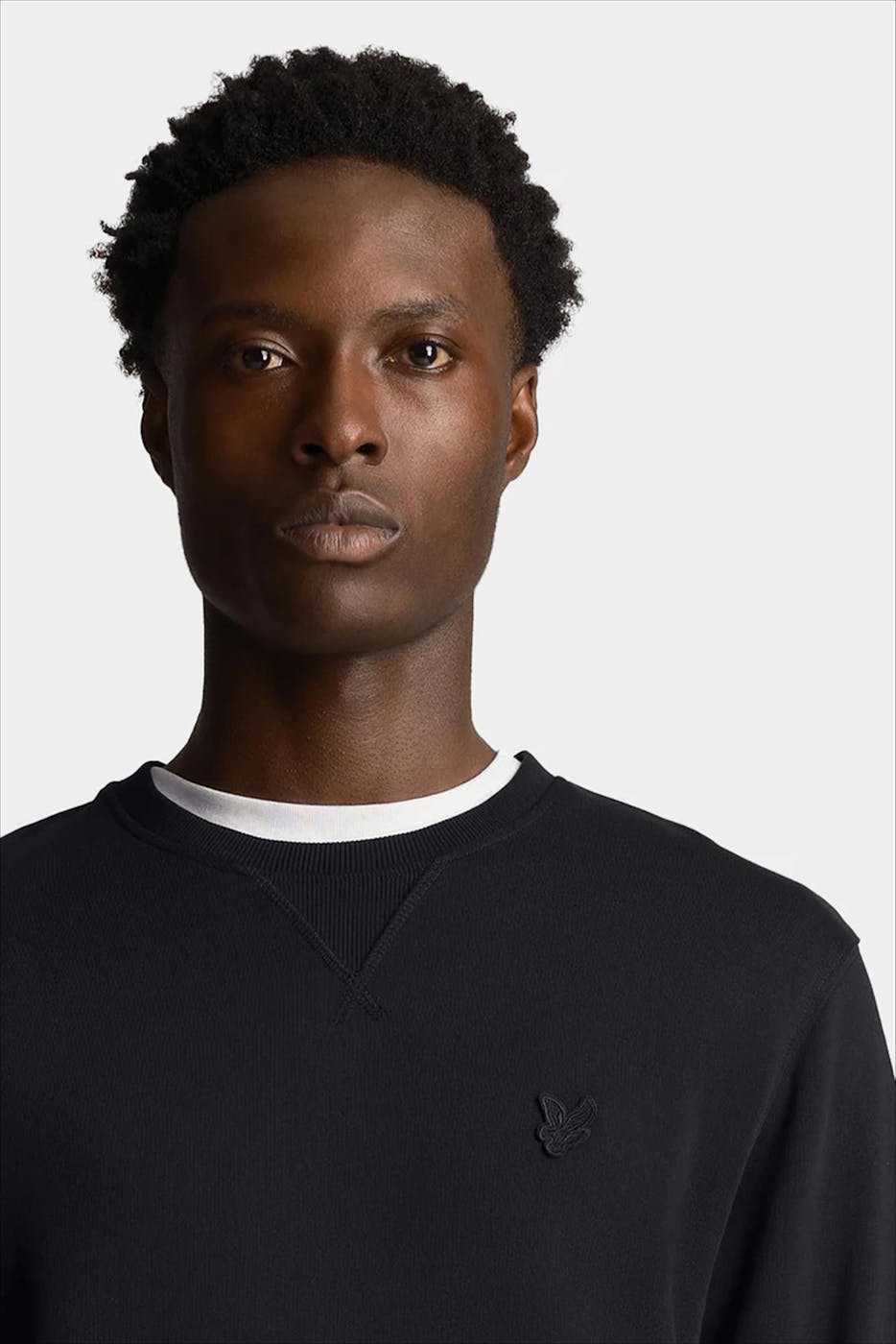 Lyle & Scott - Zwarte Tonal Eagle sweater