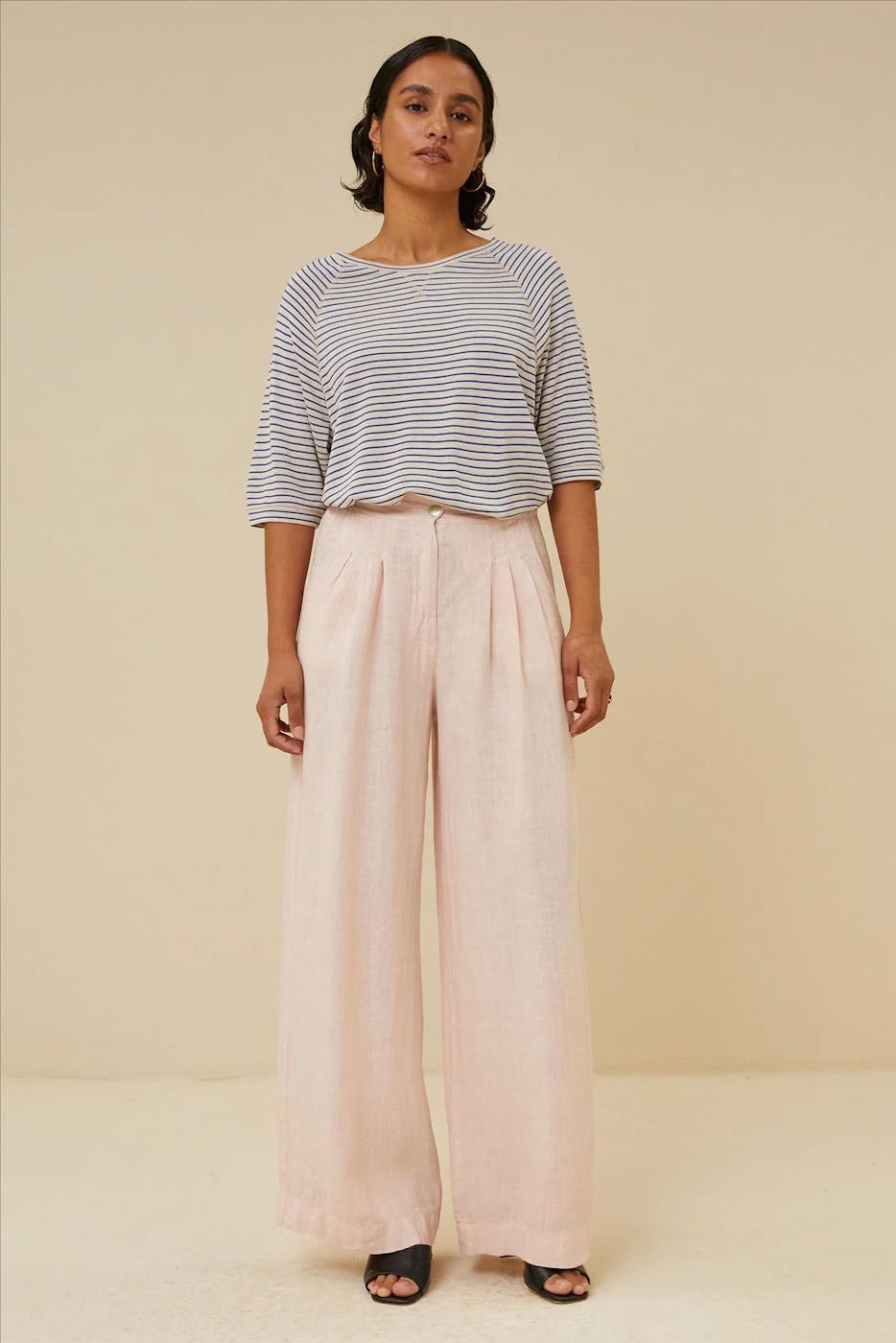 BY BAR - Ecru-Blauwe Neva Small Stripe T-shirt