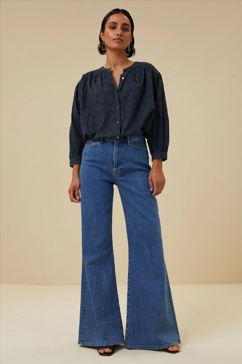 BY BAR - Donkerblauwe Lucy Structure blouse