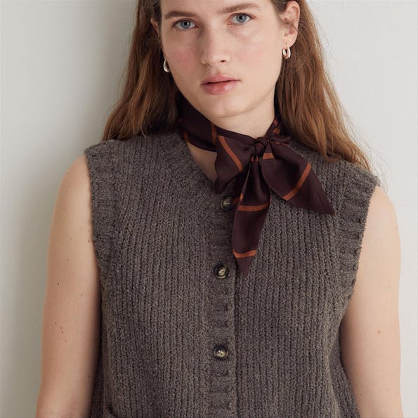YERSE - Taupe Wool Sleeveless cardigan