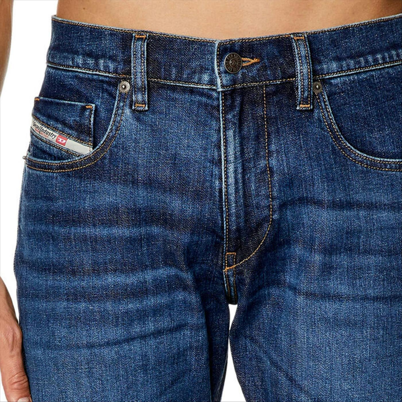 Diesel - Donkerblauwe Opfaz 2019 D-Strukt jeans
