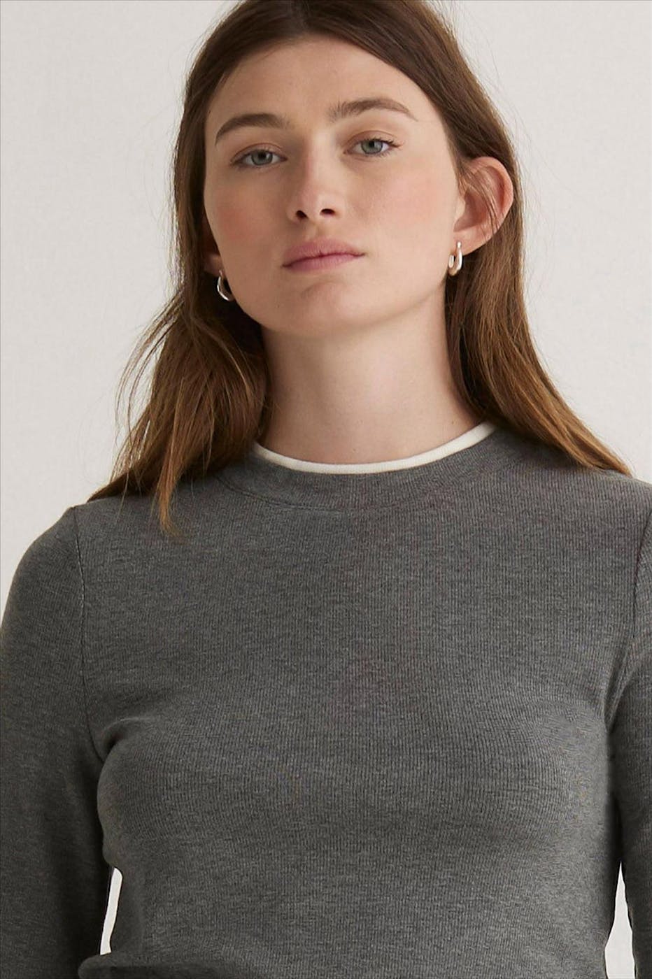 YERSE - Grijze Contrast longsleeve
