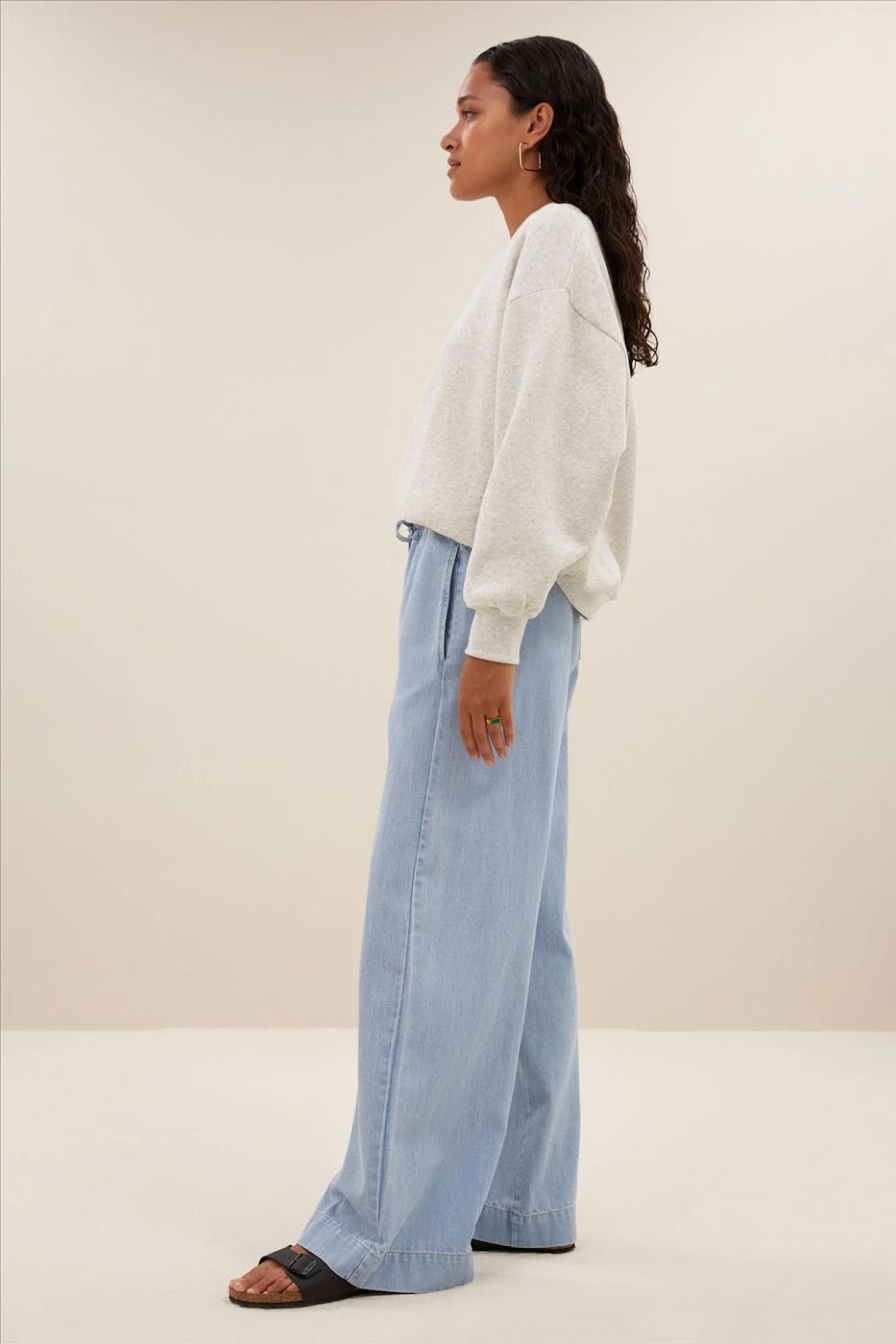 BY BAR - Lichtgrijze Momo sweater