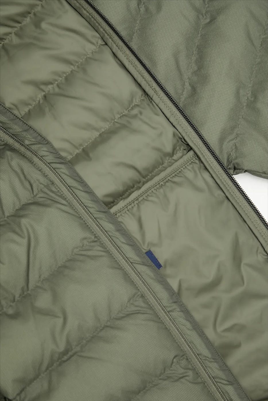 Fred Perry - Olijfgroene Hooded Insulated jas