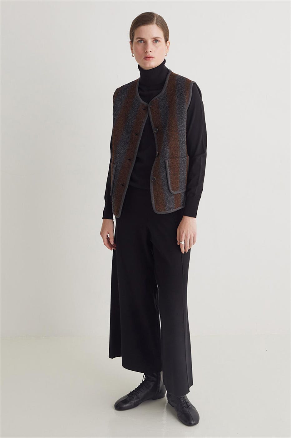 YERSE - Grijs-Bruin Stripes vestje
