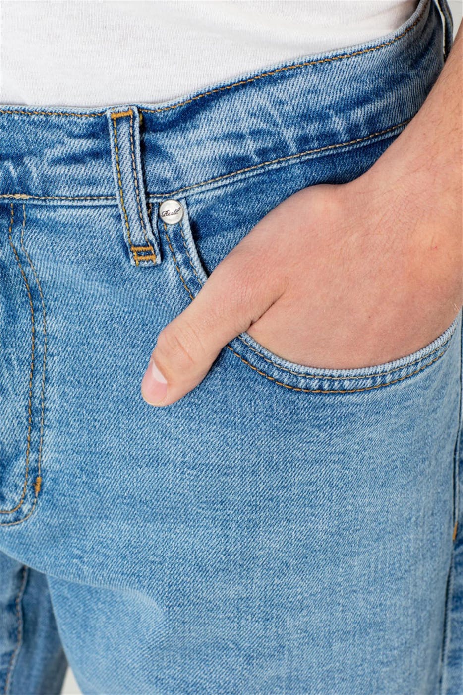 Reell - Lichtblauwe Barfly relaxed straight jeans