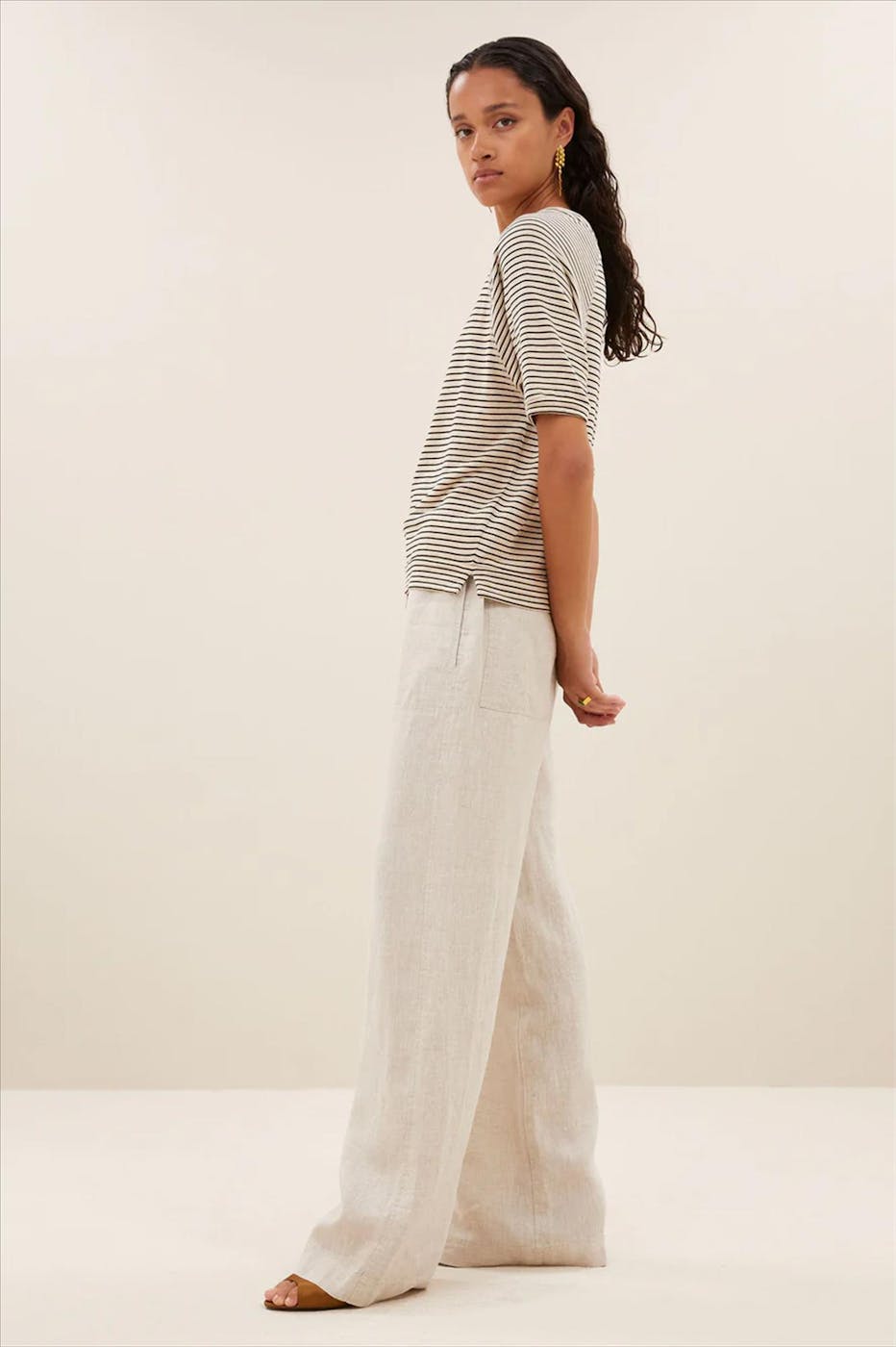 BY BAR - Ecru-Zwarte Neva Stripe T-shirt