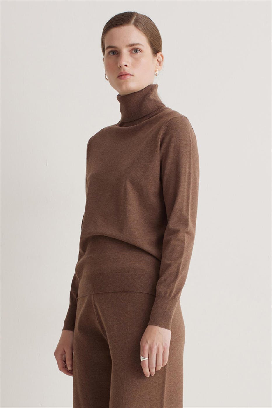 YERSE - Beige Turtleneck trui