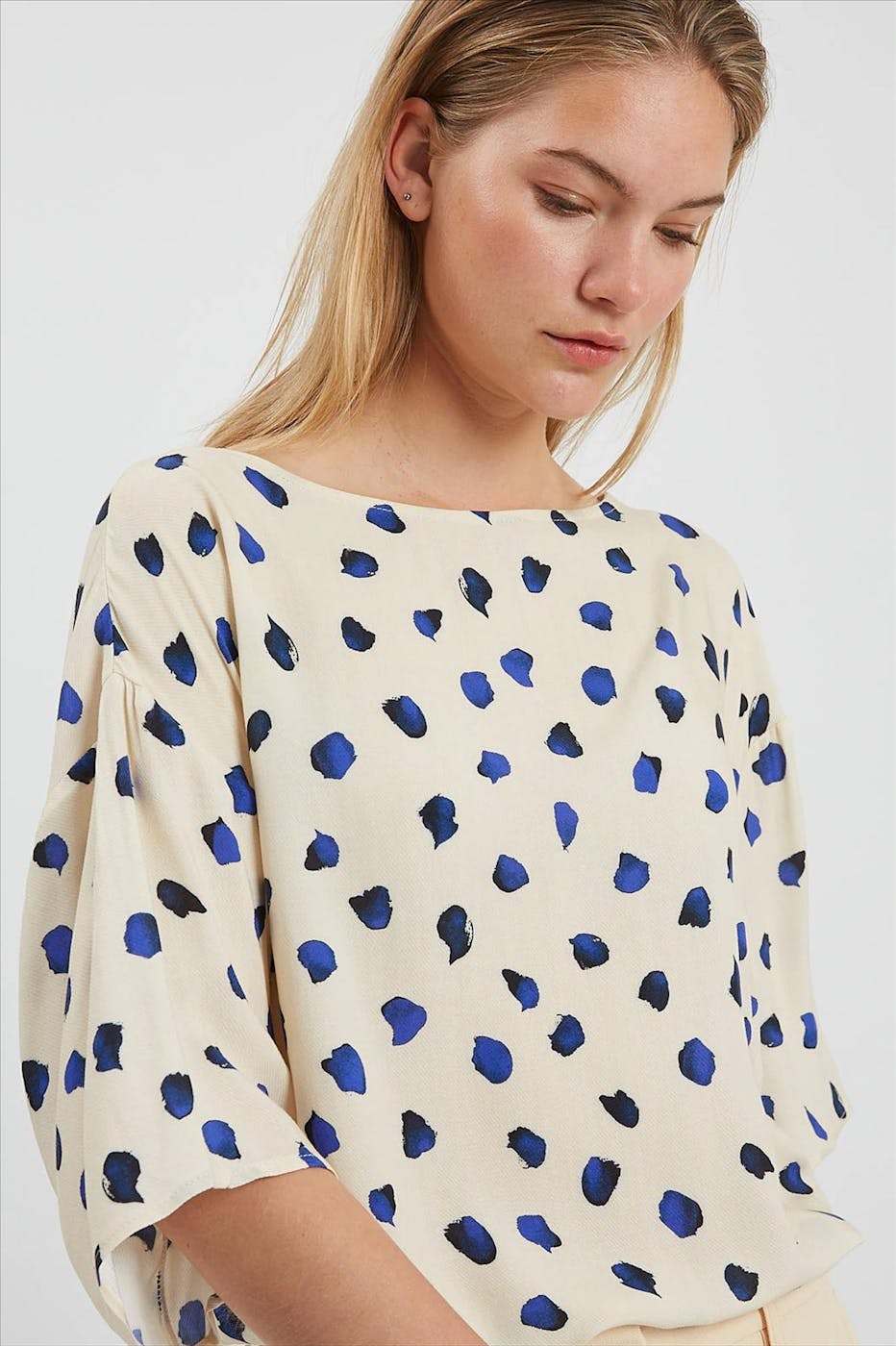 Minimum - Beige-blauwe Ellaline blouse