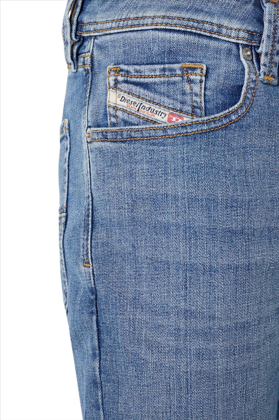 Diesel - Blauwe 1986 Larkee-Beex jeans