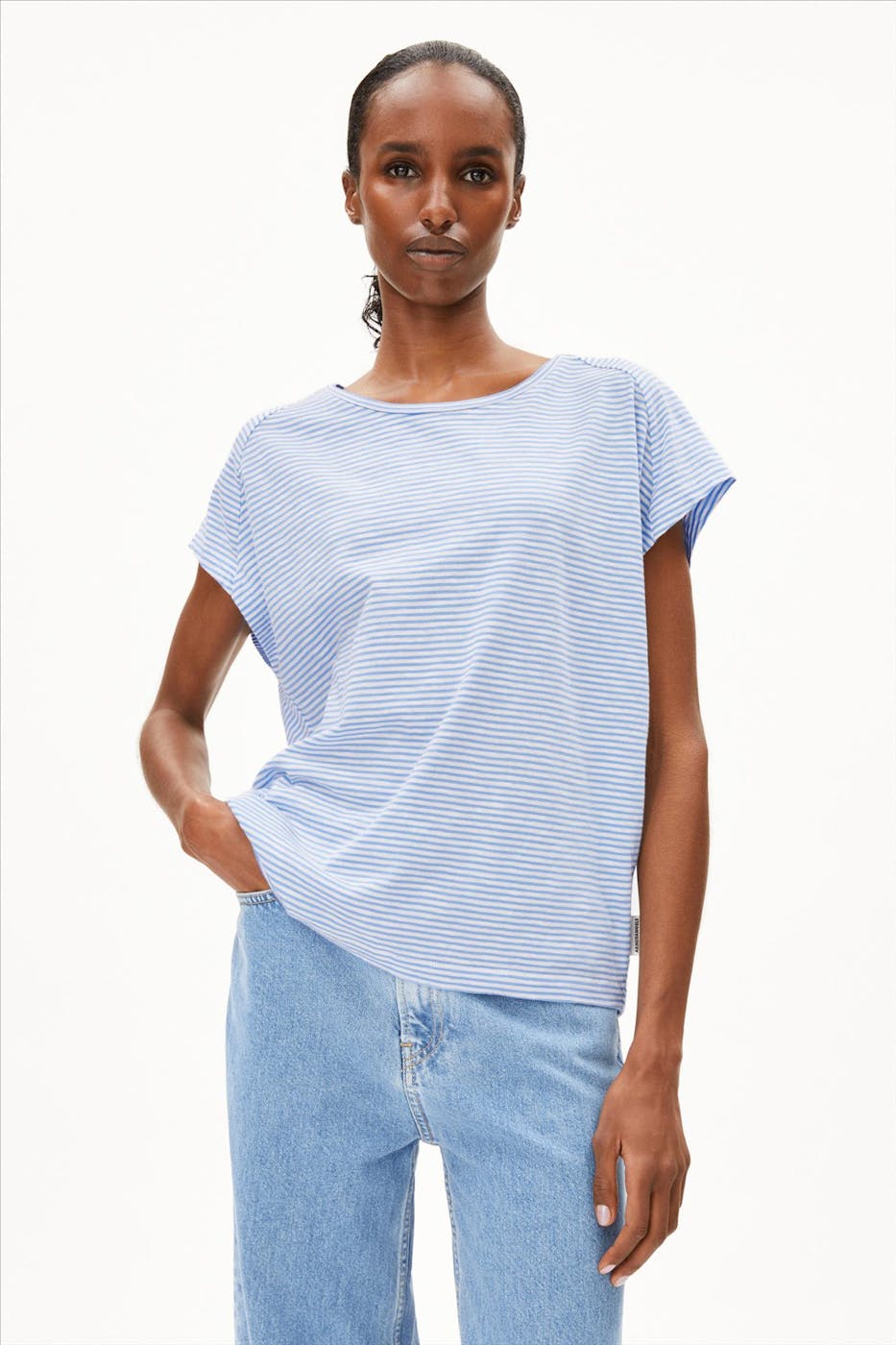 Armed Angels - Lichtblauw-Witte Oneliaa Lovely Stripes T-shirt