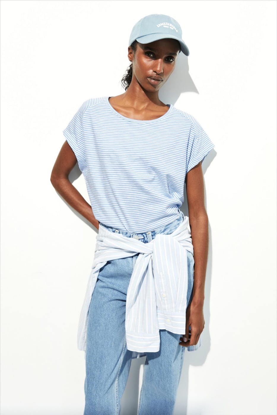 Armed Angels - Lichtblauw-Witte Oneliaa Lovely Stripes T-shirt