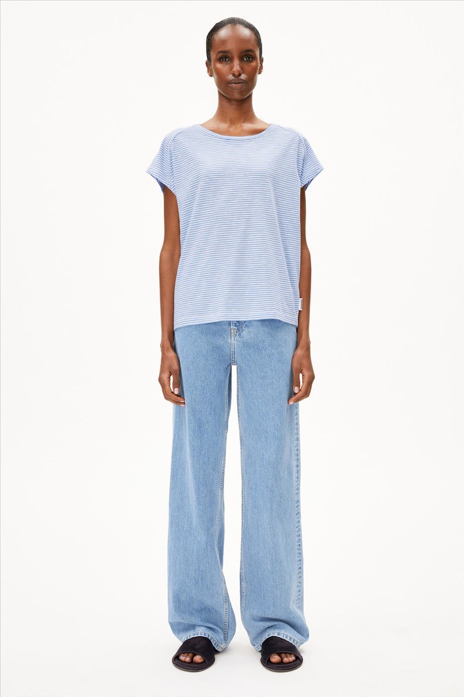 Armed Angels - Lichtblauw-Witte Oneliaa Lovely Stripes T-shirt