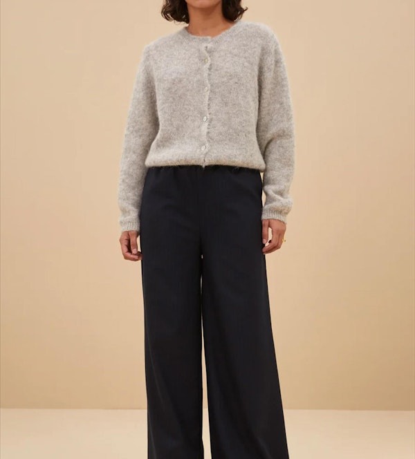 BY BAR - Donkerblauwe Neal Pinstripe broek