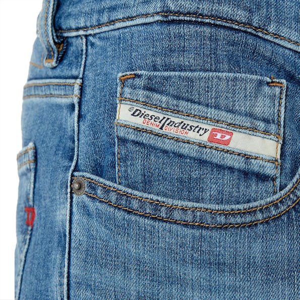Diesel - Blauwe 2019 D-Strukt Slim jeans