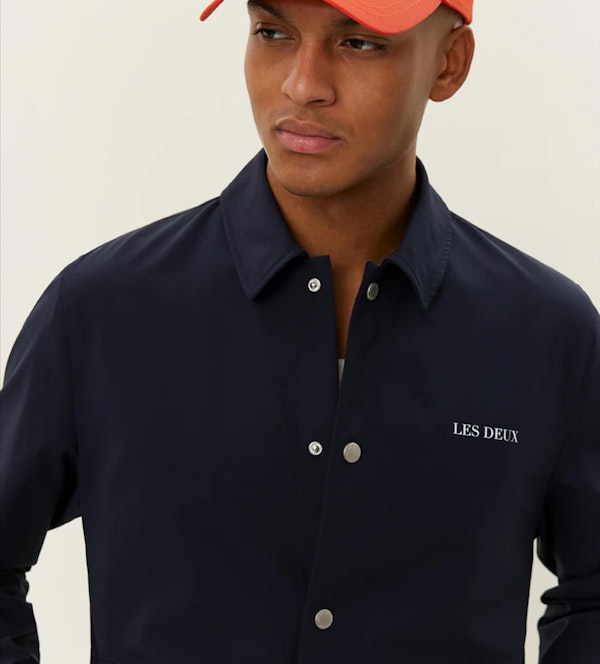 LES DEUX - Donkerblauwe Idris Coach vest