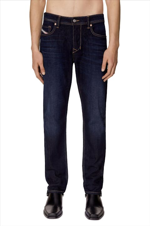 Diesel - Donkerblauwe Larkee-Beex jeans