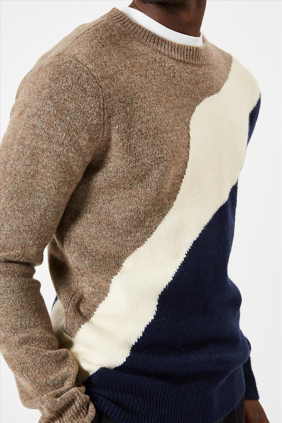 Minimum - Beige-donkerblauwe Henzo trui