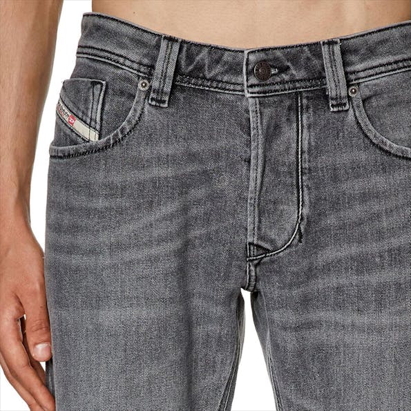 Diesel - Grijze 1985 Larkee jeans