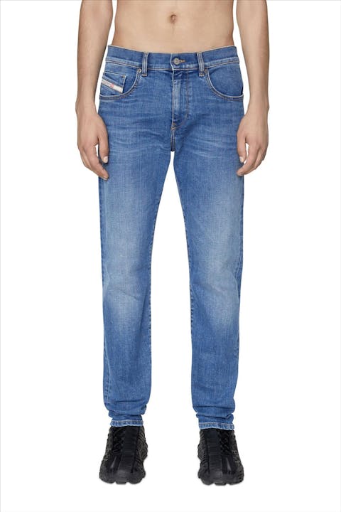Diesel - Blauwe D-Yennox Tapered jeans