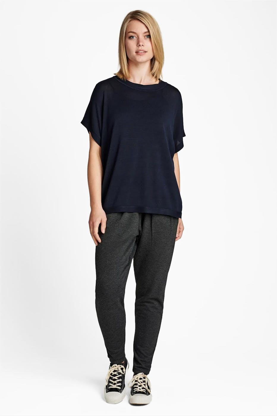 Nümph - Donkerblauwe Darlene T-shirt-trui