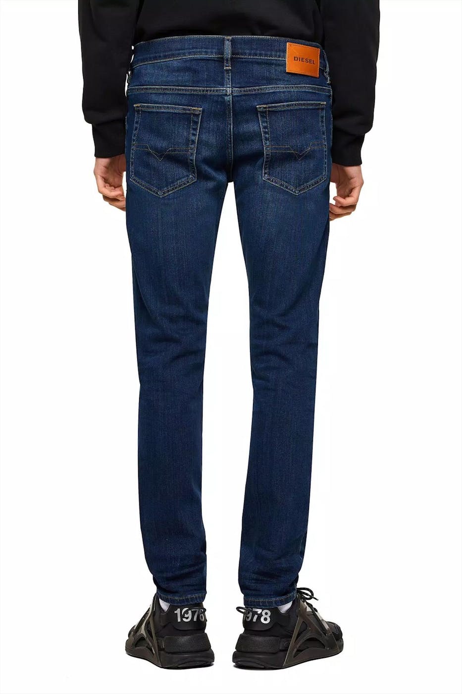 Diesel - Donkerblauwe D-Yennox Tapered jeans