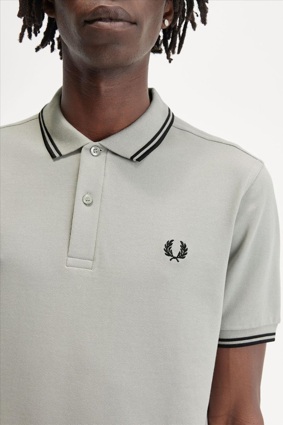 Fred Perry - Lichtgrijs-Zwarte Twin Tipped polo