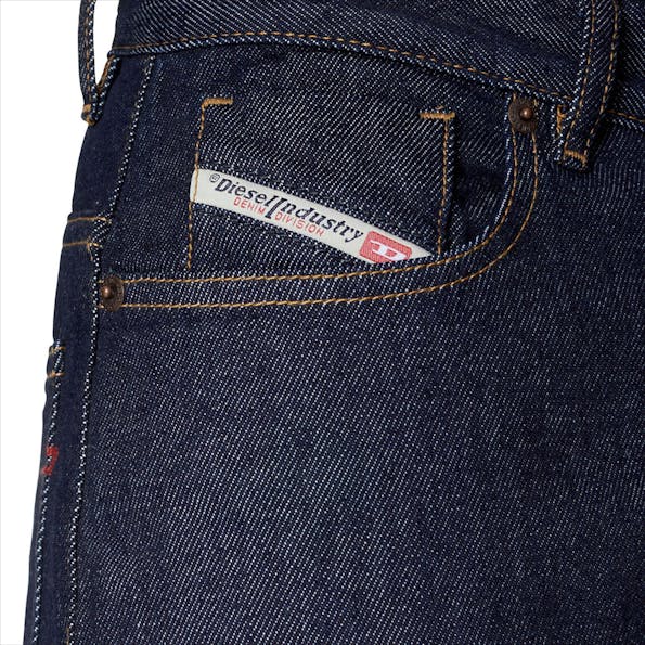 Diesel - Donkerblauwe 2000 Widee jeans