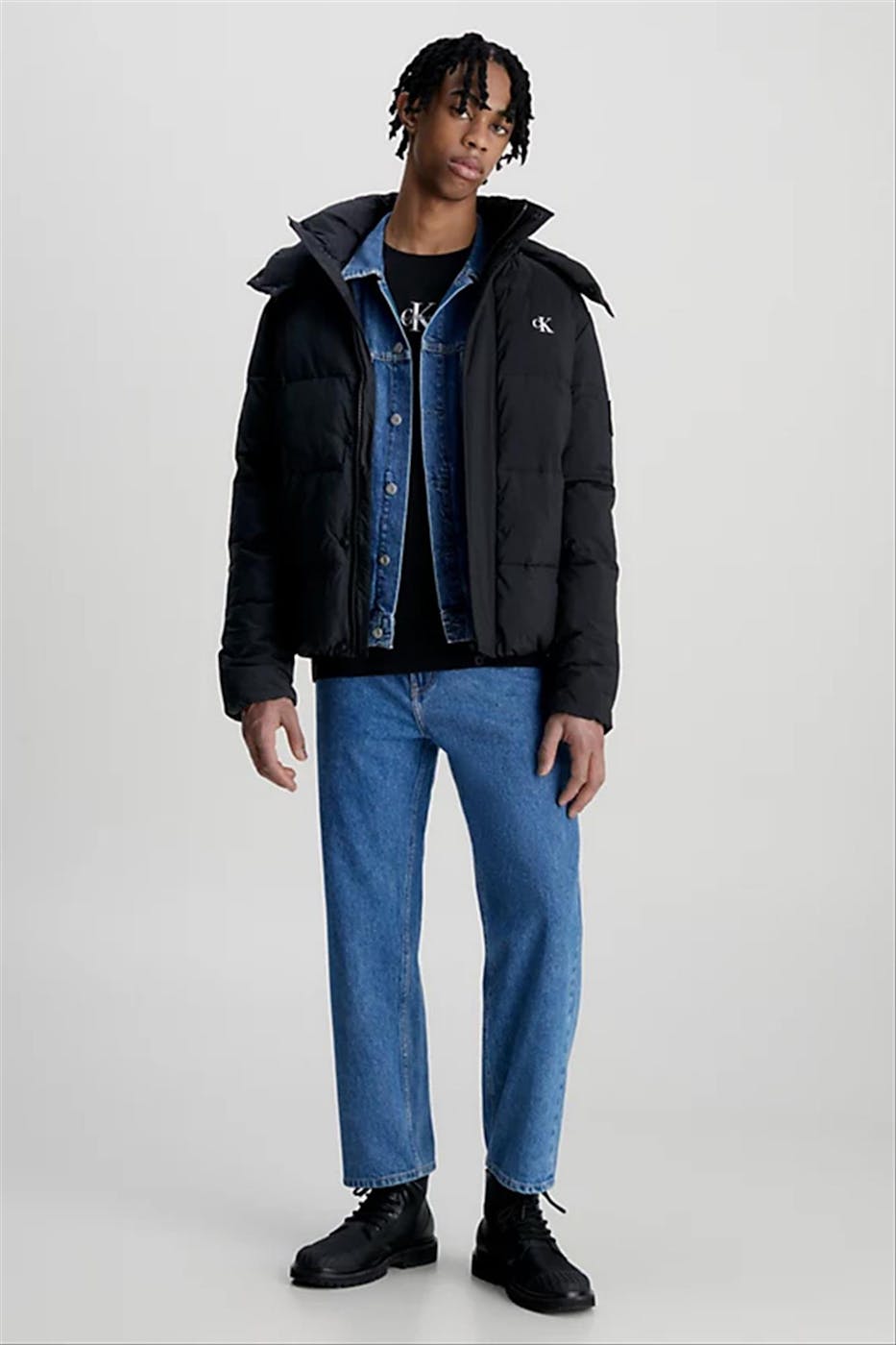 Calvin Klein Jeans - Zwarte Essential CK Logo pufferjas