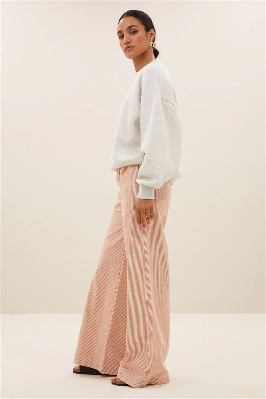 BY BAR - Lichtgrijze Bibi Love sweater