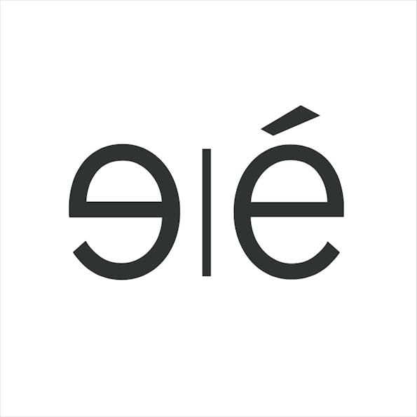 esmé studios - Zwarte Signe Boxy T-shirt