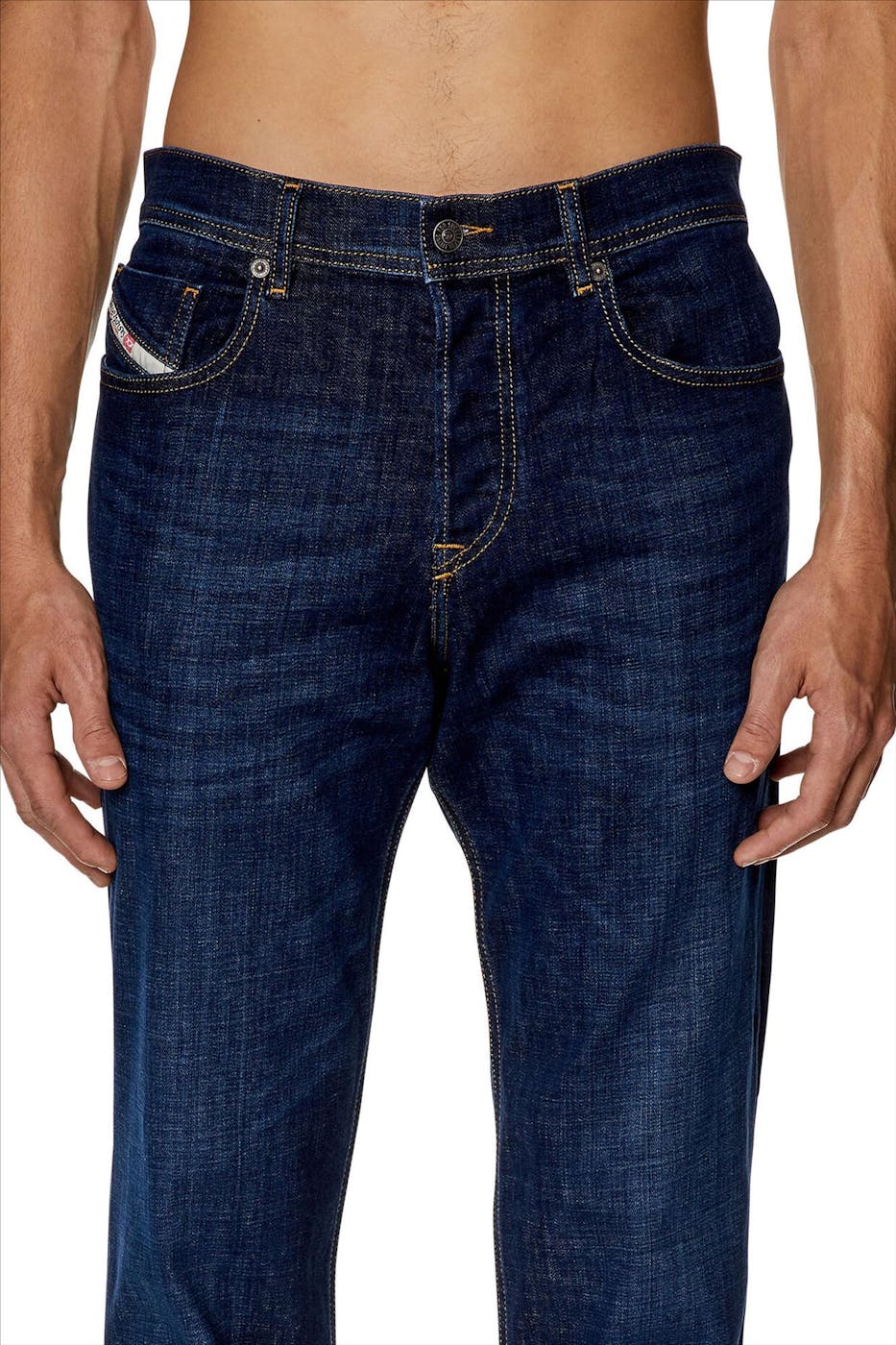 Diesel - Donkerblauwe D-Finitive Mid Waist jeans