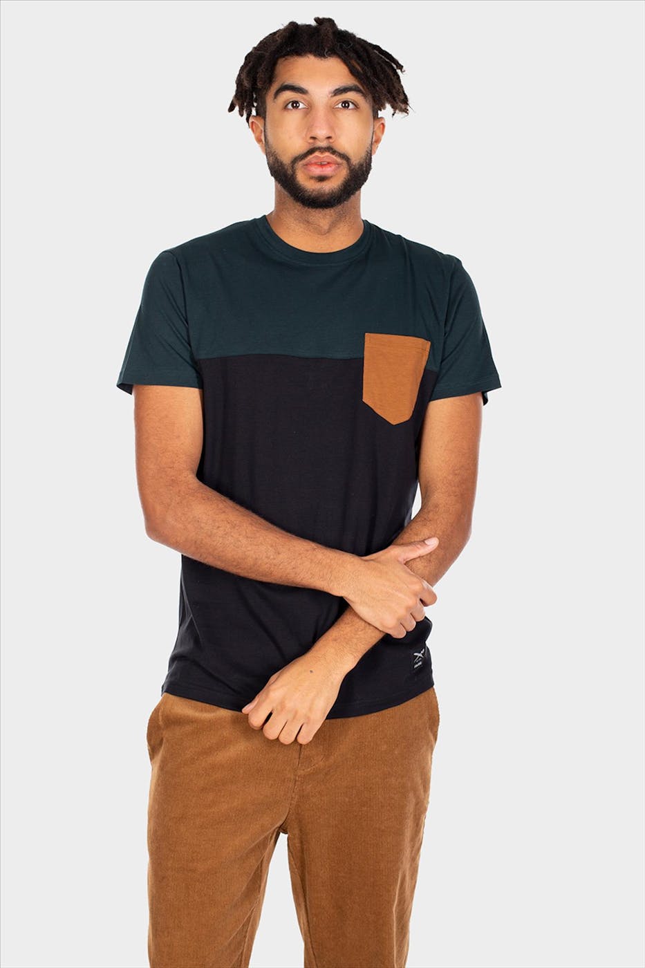 Iriedaily - Donkergroen-zwarte Block Pocket T-shirt