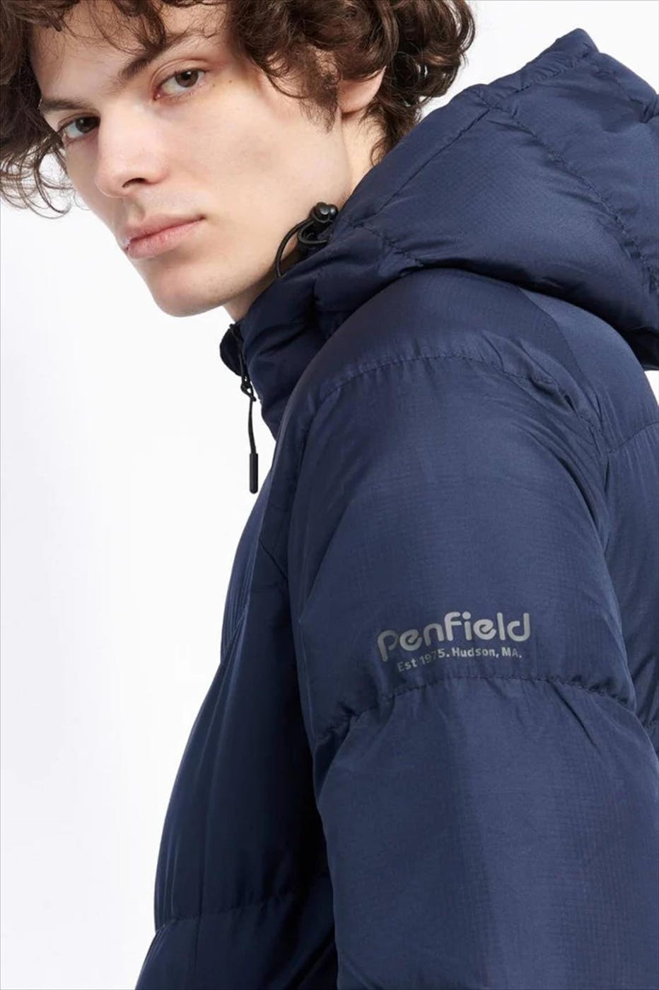 Penfield - Donkerblauwe Hudson Script Angled Quilt Riptstop Hooded jas