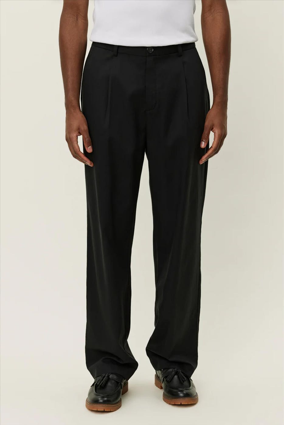 LES DEUX - Zwarte Randall Pleated Twill kostuumbroek