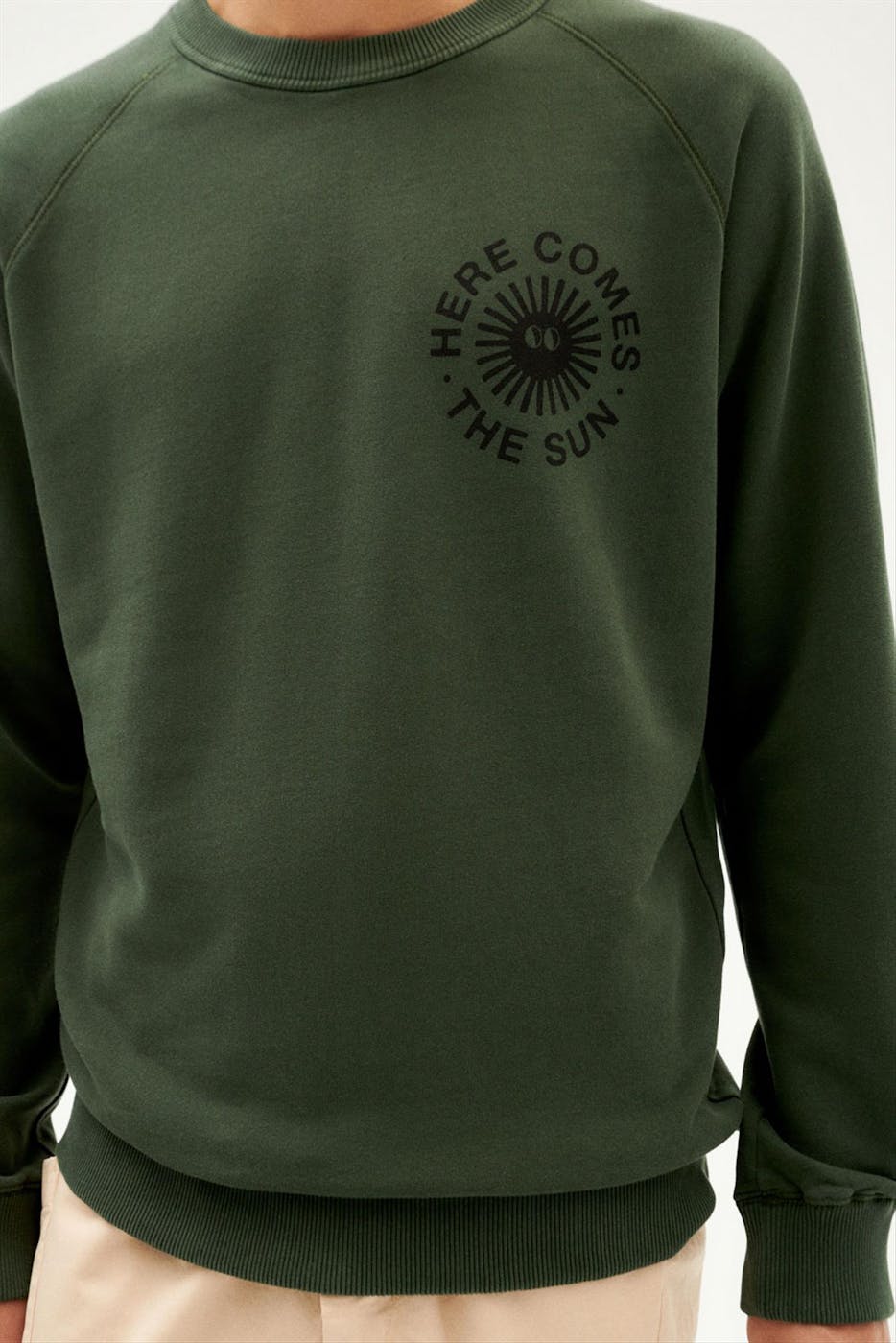 Thinking Mu - Donkergroene Happy Sun sweater