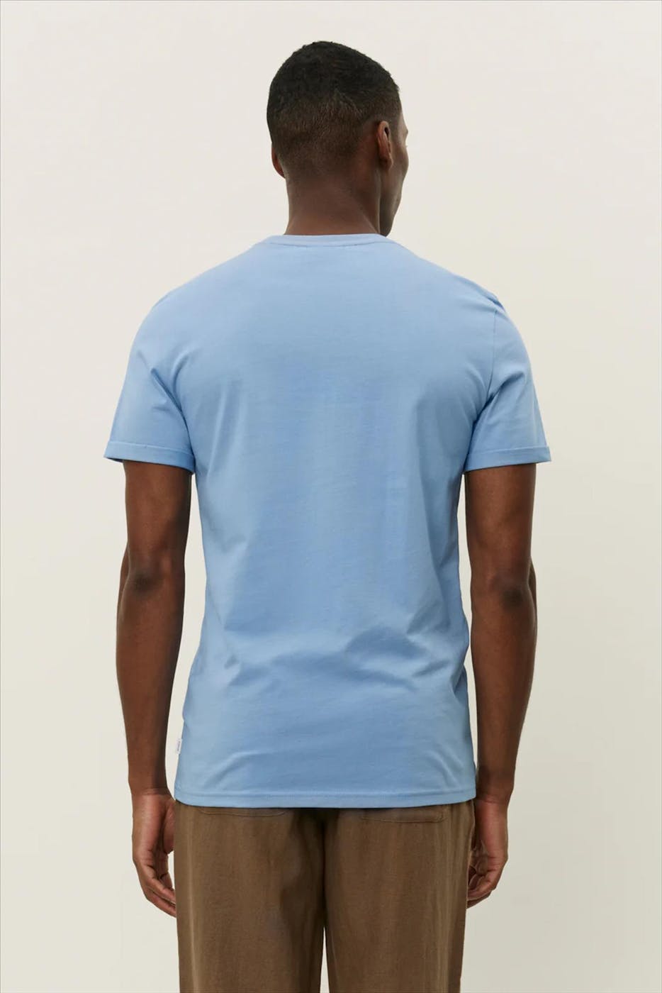 LES DEUX - Lichtblauwe Norregaard Contrast T-shirt