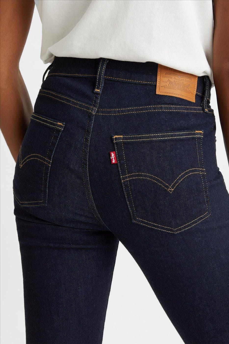 Levi's - Donkerblauwe 724 High-Waist Slim Straight jeans