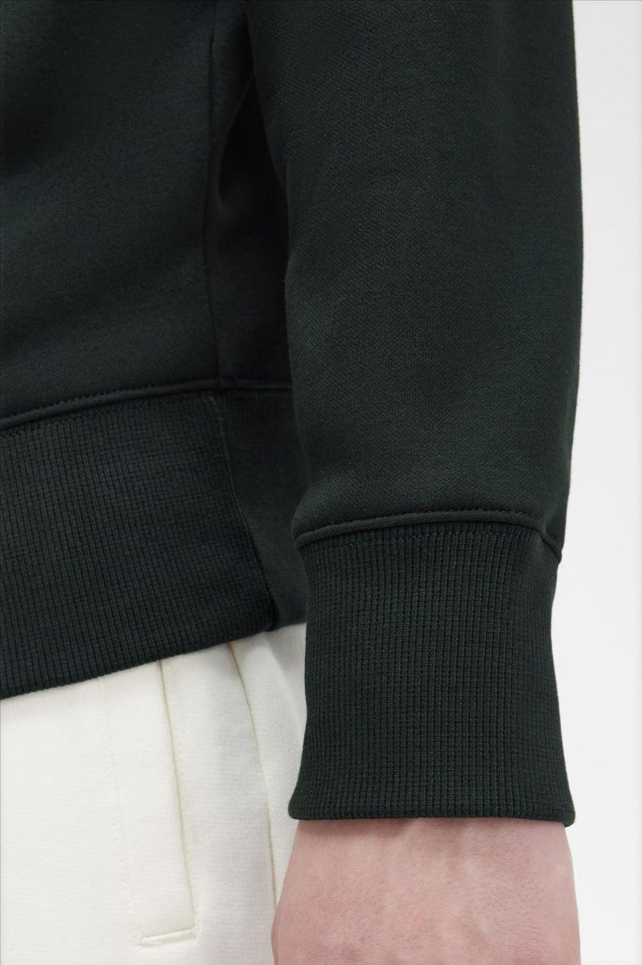 Fred Perry - Donkergroene Embroidered hoodie