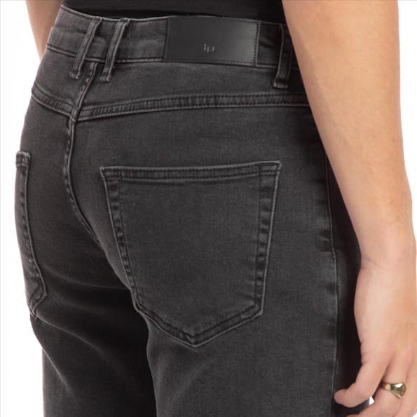 Minimum - Zwarte Samden 5 pocket jeansshort