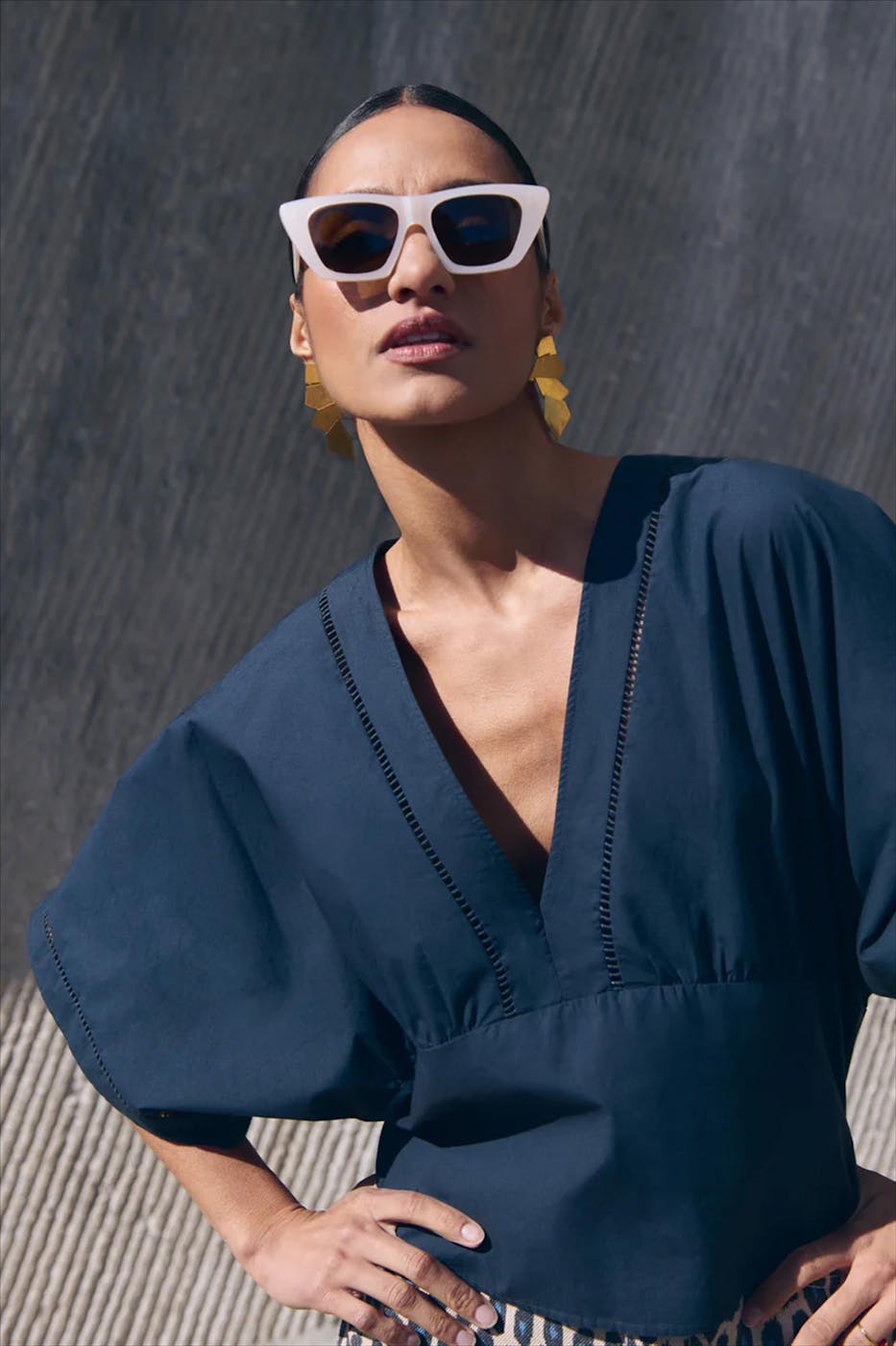 BY BAR - Donkerblauwe Moon blouse
