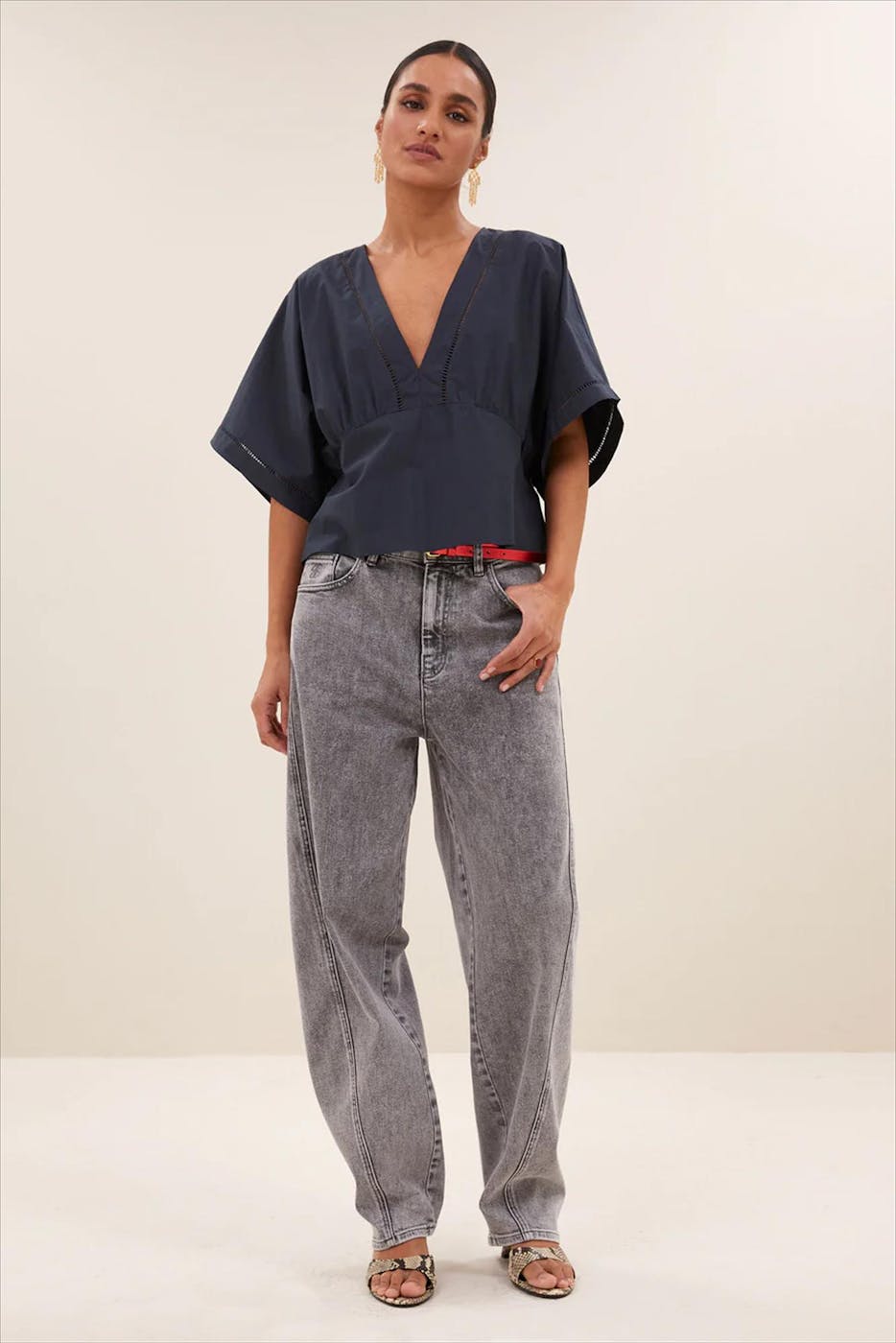 BY BAR - Donkerblauwe Moon blouse