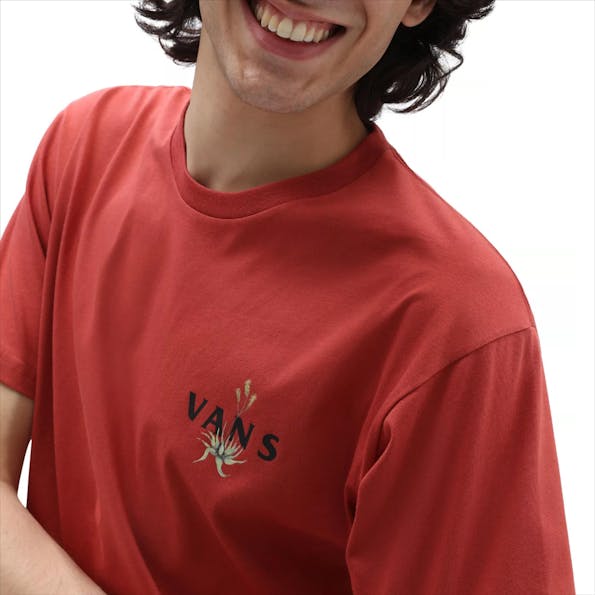 Vans - Baksteenrode Desert Pack T-shirt