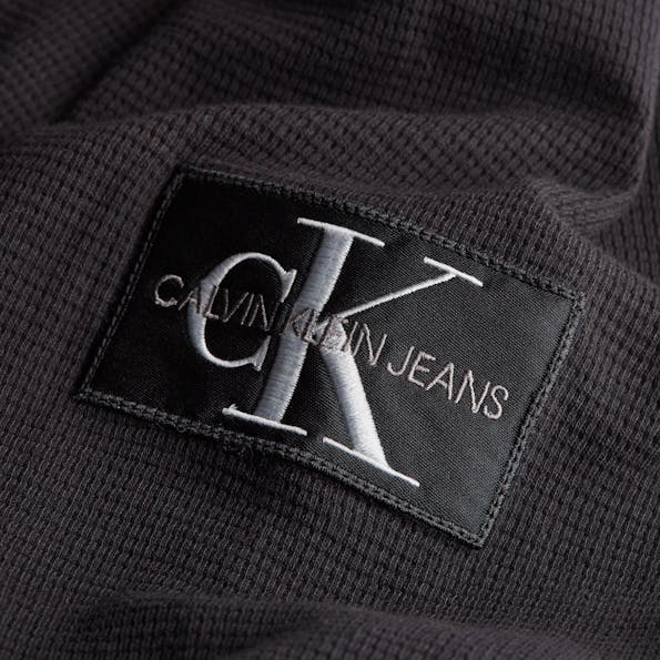 Calvin Klein Jeans - Zwarte Logo Badge lange mouw T-shirt