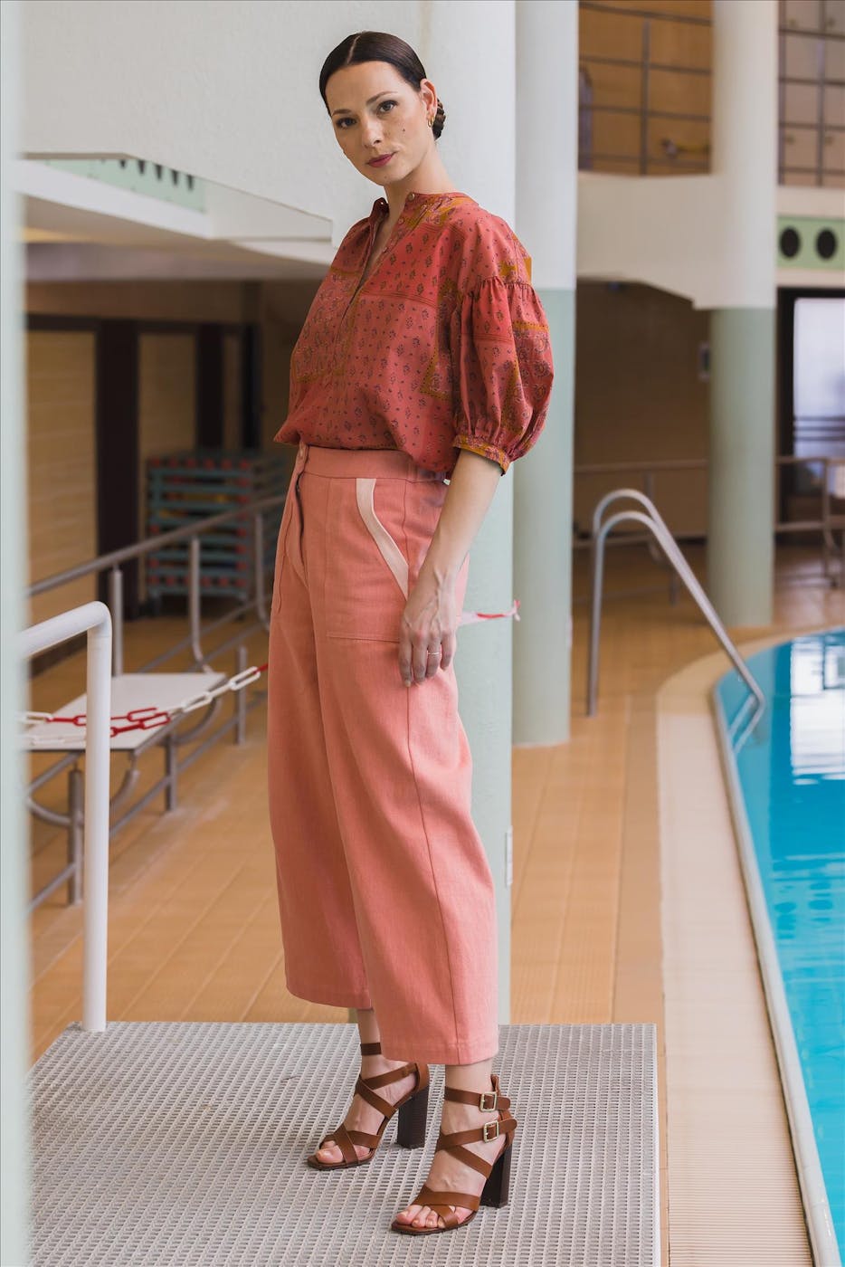 Sessùn - Koraalrode Artiste blouse