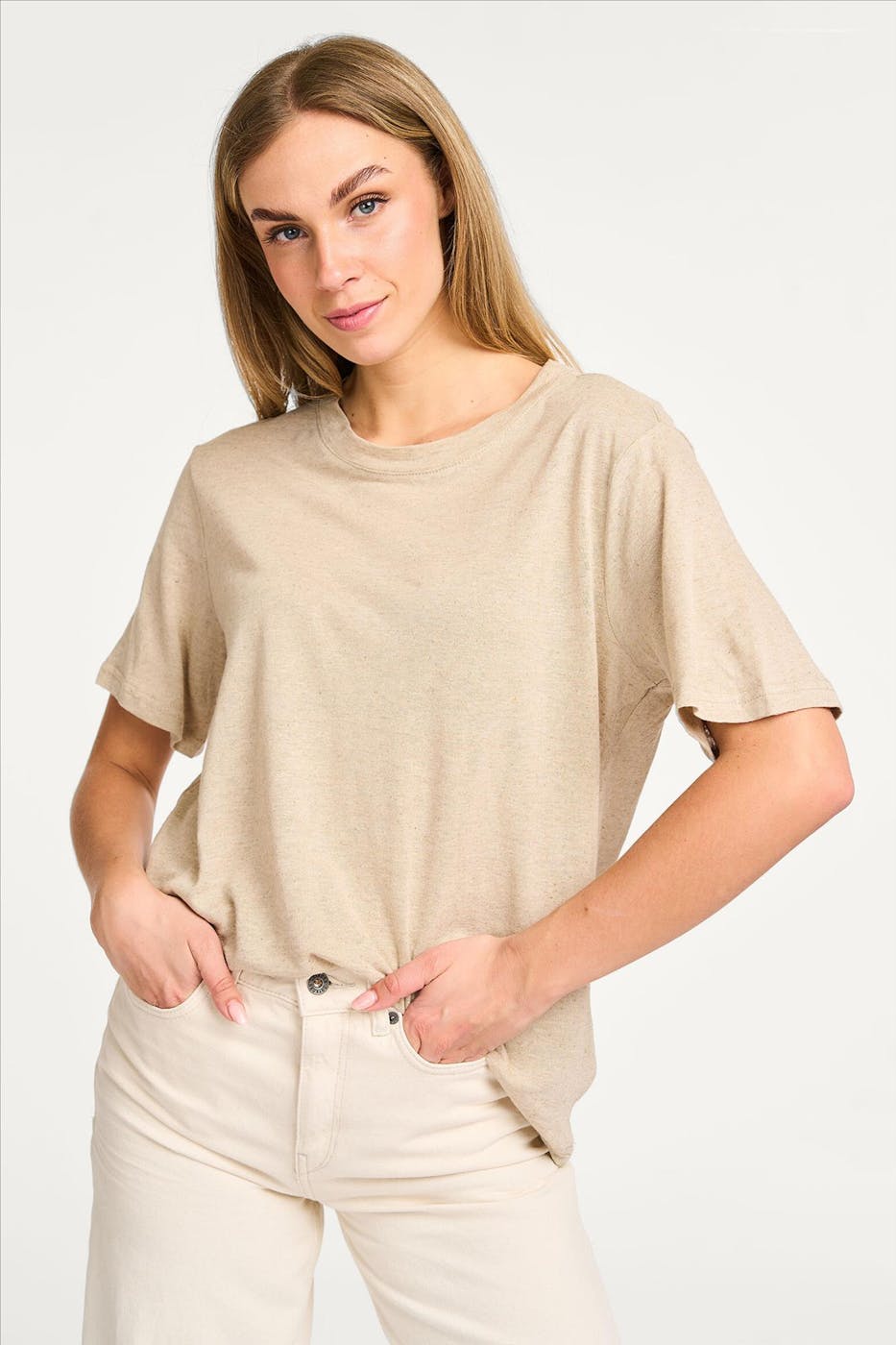 My Essential Wardrobe - Beige Lisa T-shirt