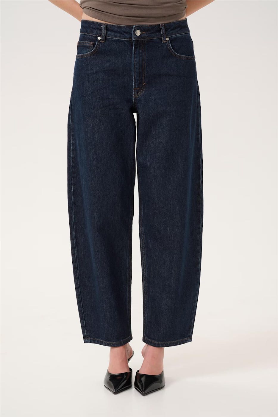 My Essential Wardrobe - Donkerblauwe Baloo barrel jeans