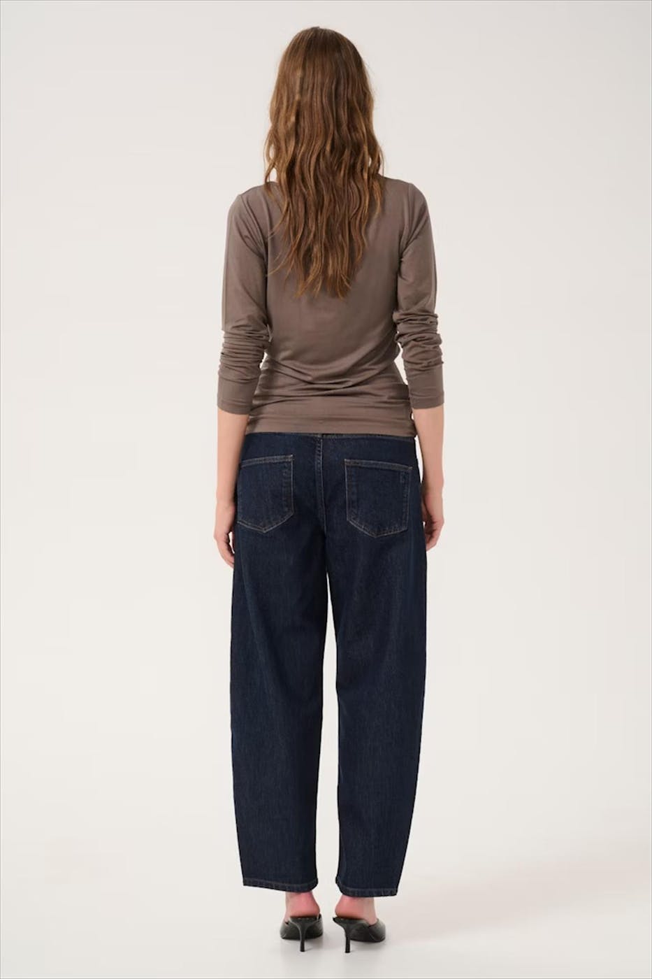 My Essential Wardrobe - Donkerblauwe Baloo barrel jeans