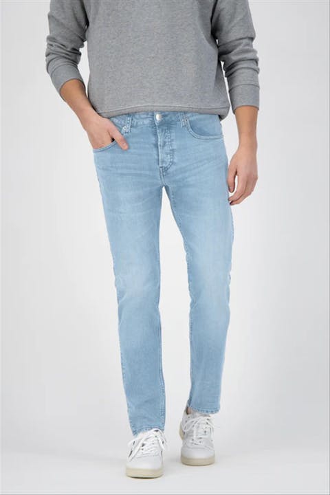 MUD jeans - Lichtblauwe Slimmer Rick jeans